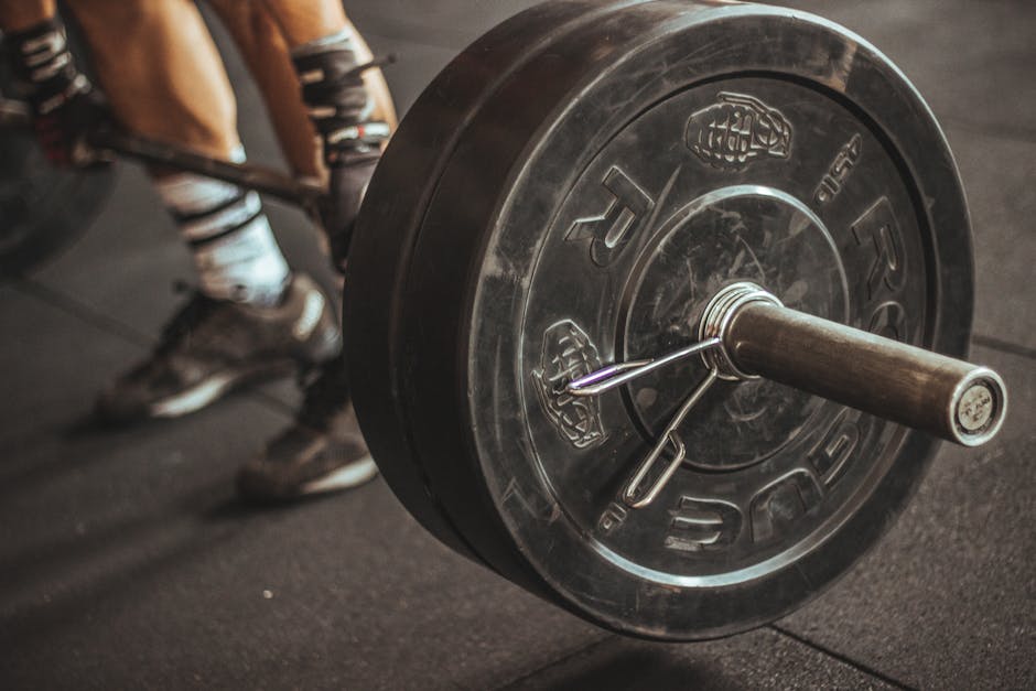 Rogue Ohio Bar barbell knurling close-up review