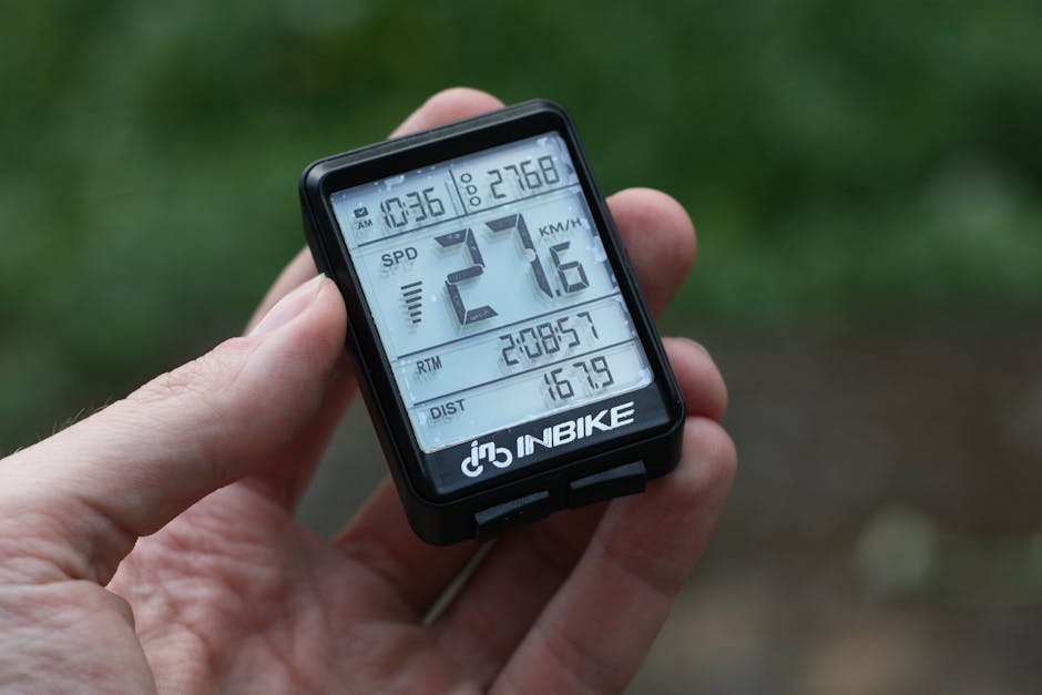 Wahoo Elemnt Rival data screen showing power metrics during cycling