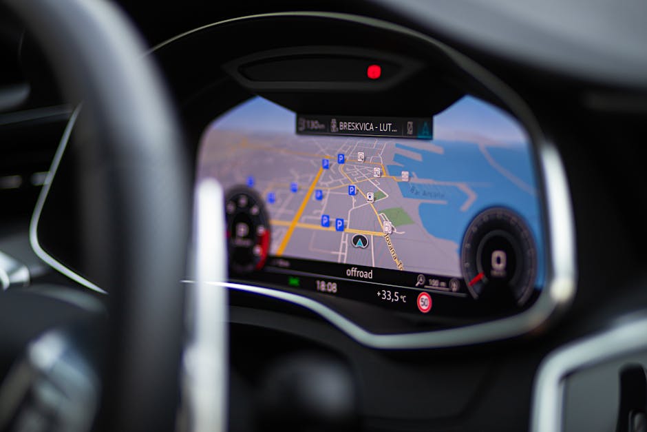 Wahoo Elemnt Roam V2 colour screen navigation map display close-up