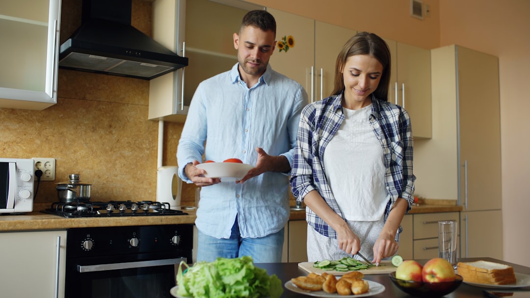 Healthy meal planning and nutrition tracking