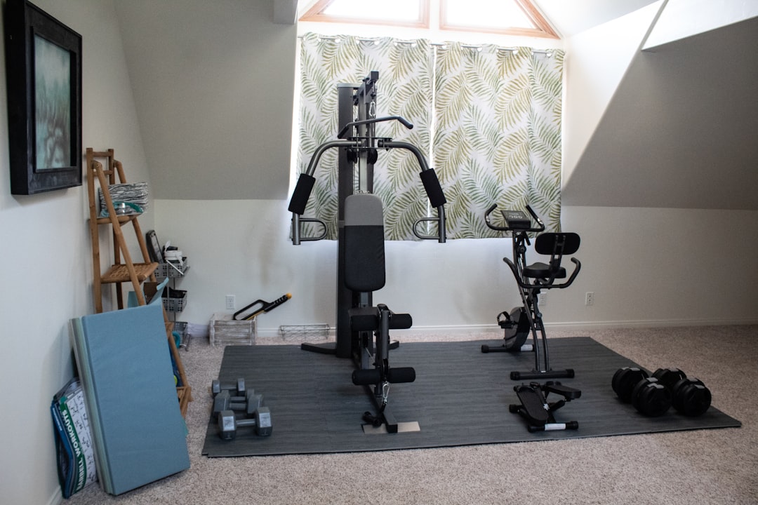 home fitness mirror workout pros and cons comparison